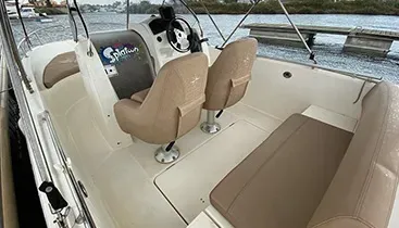 cap-camarat-65-cc-antibes-cap-boating (4)_0