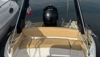 topline-650-antibes-cap-boating (3)