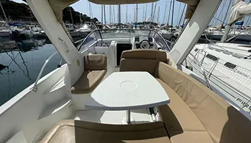 leader-8-antibes-cap-boating (6)